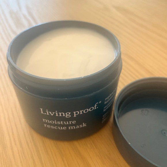 Living Proof Moisture Rescue Mask - Picture 2 of 2